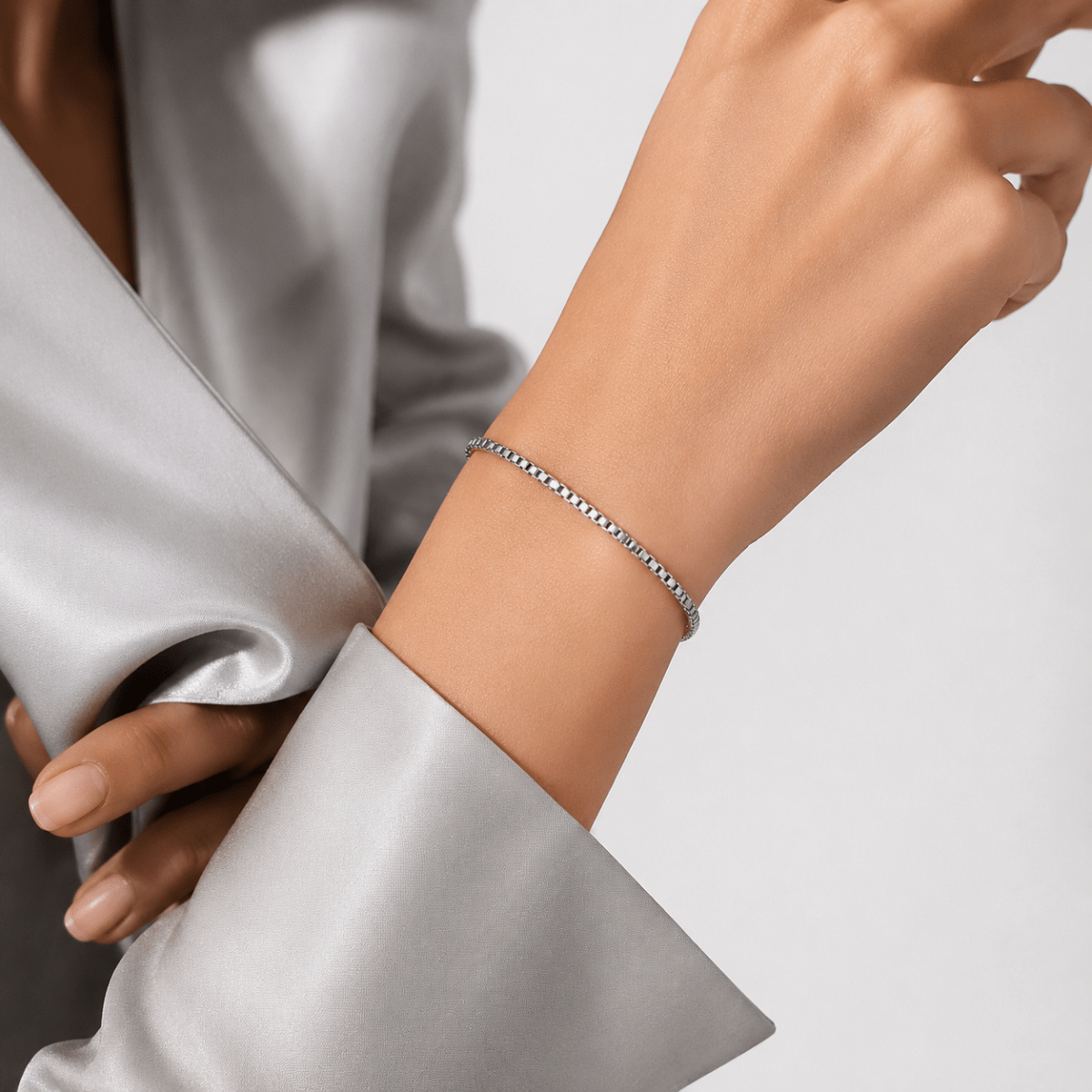 Arietta Box Chain Bracelet