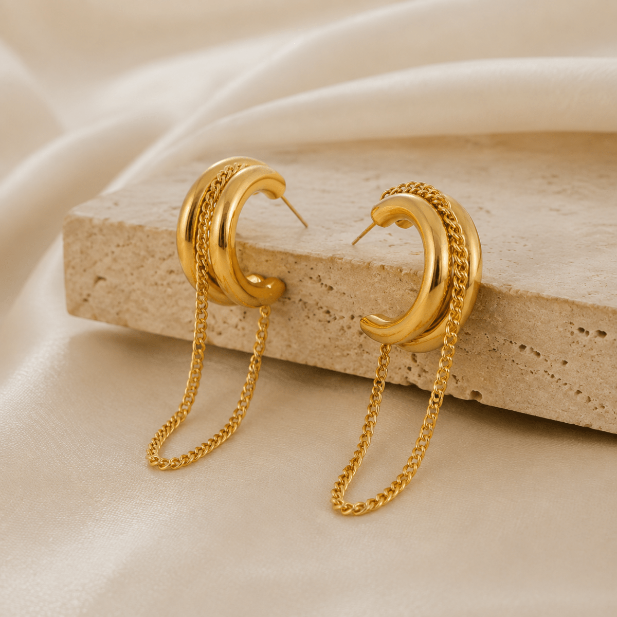 Calista Double-Curve Chain Hoops