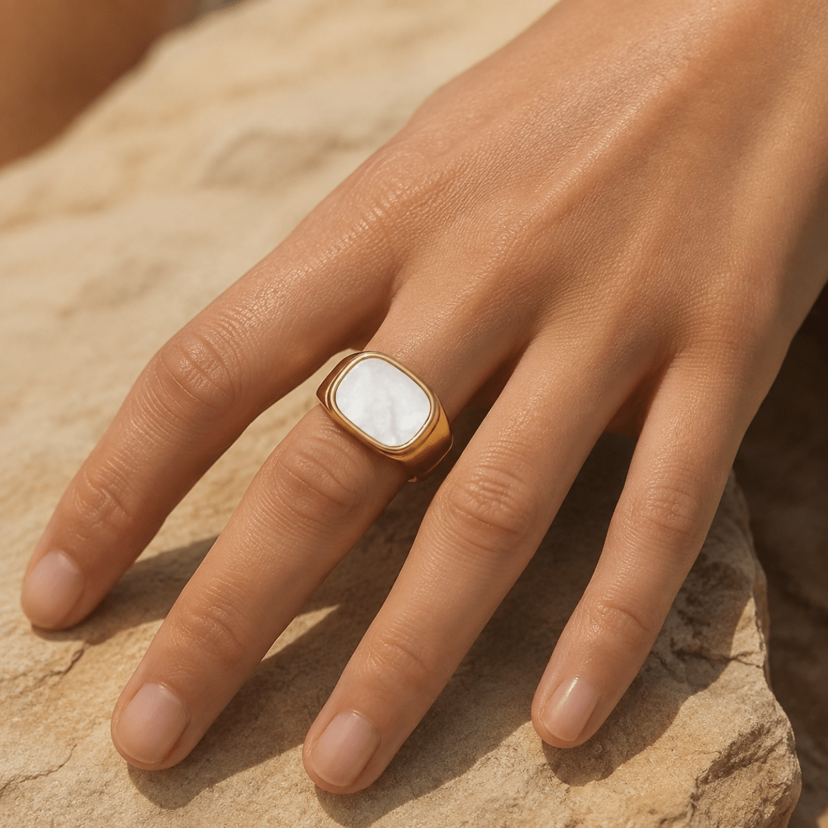 Calista Shell Signet Ring