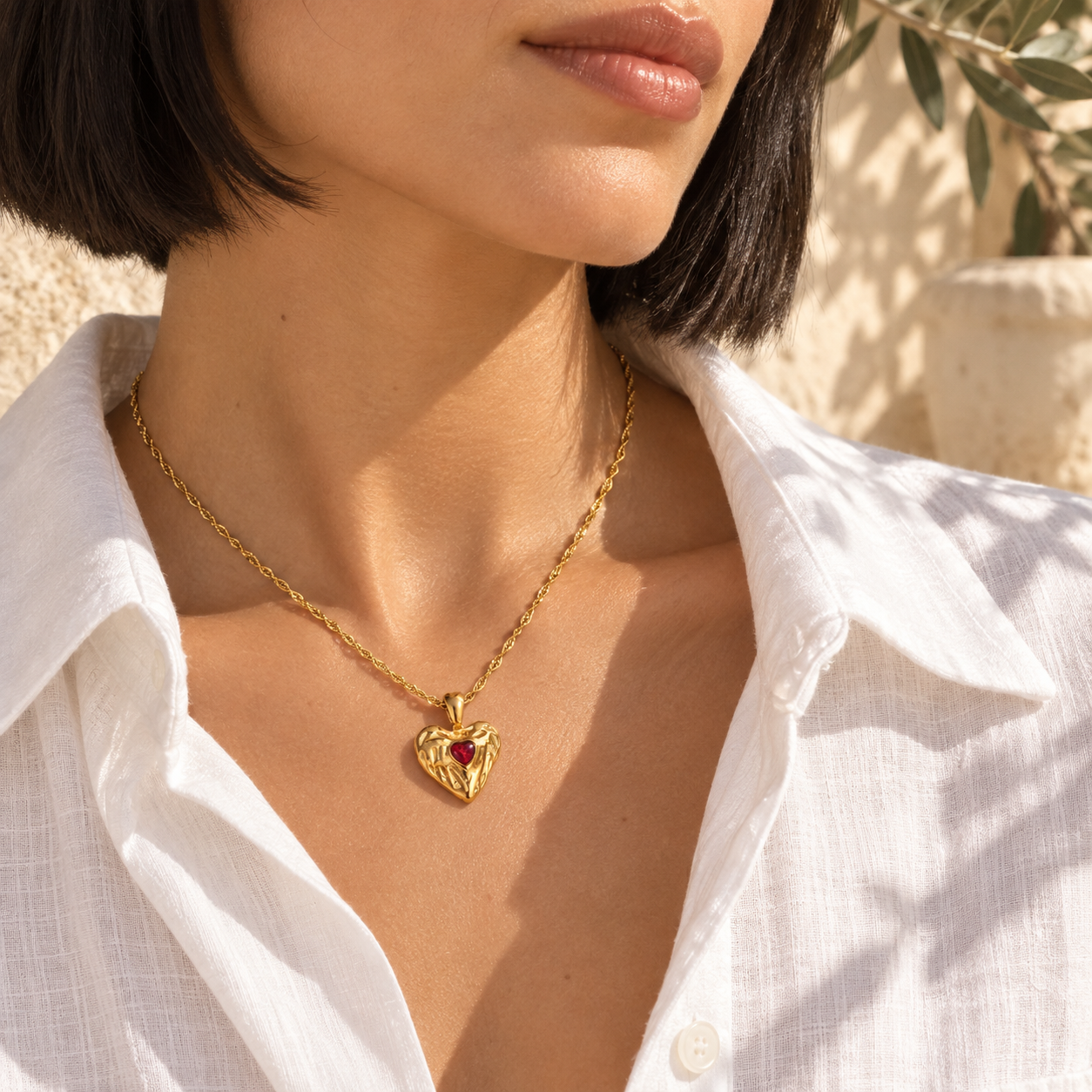 Coeuria Hammered Red Heart Necklace