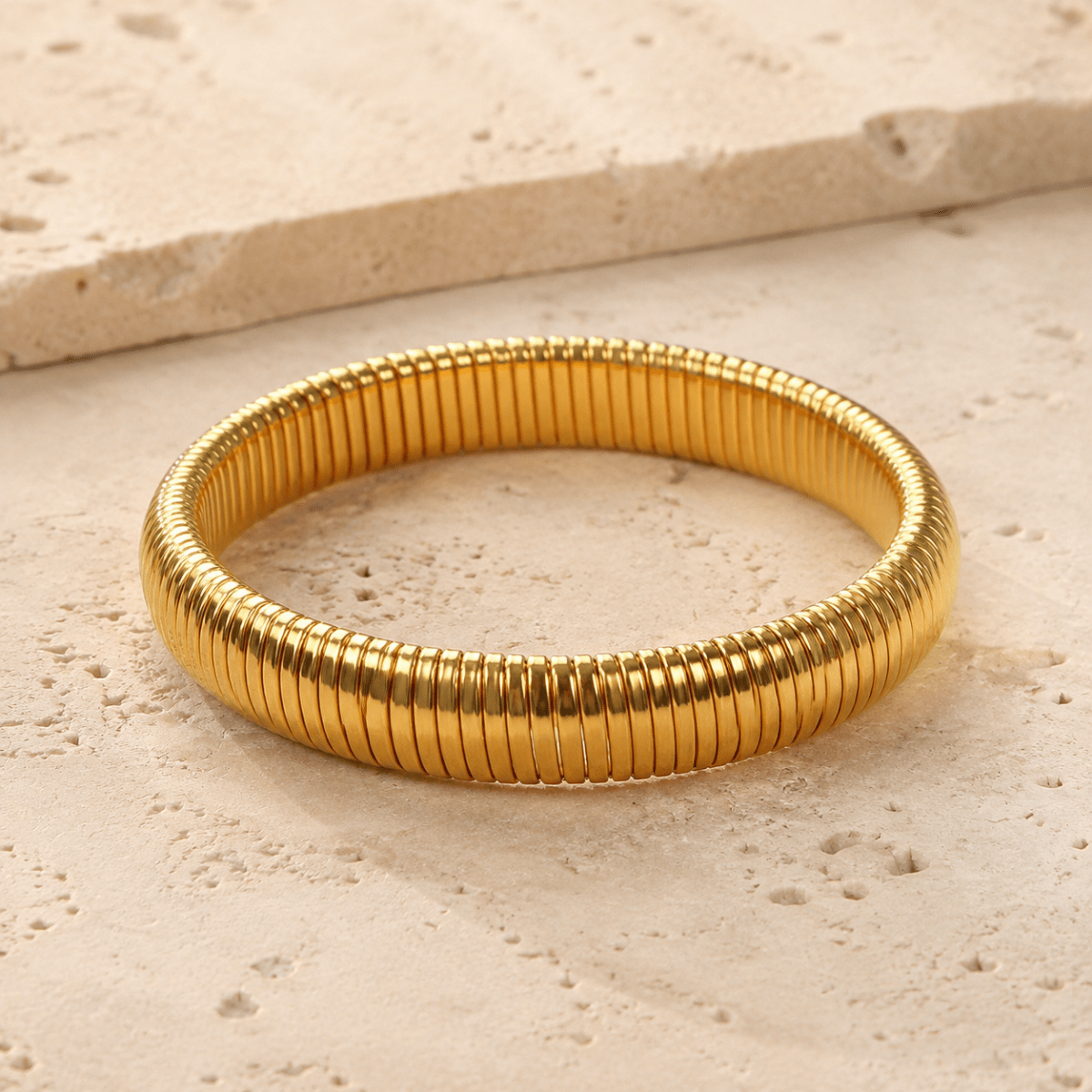 Elara Ribbed Flex Bangle