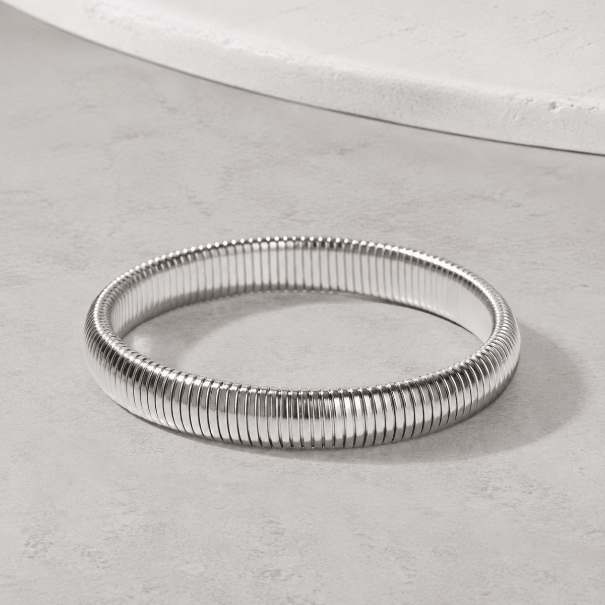 Elara Ribbed Flex Bangle