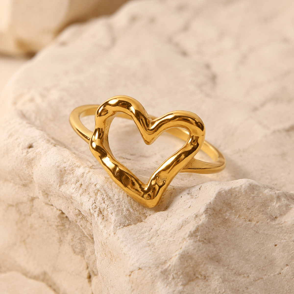 Evadne Organic Open Heart Ring