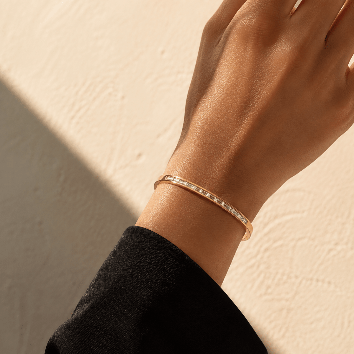 Gianna Baguette Hinged Bangle