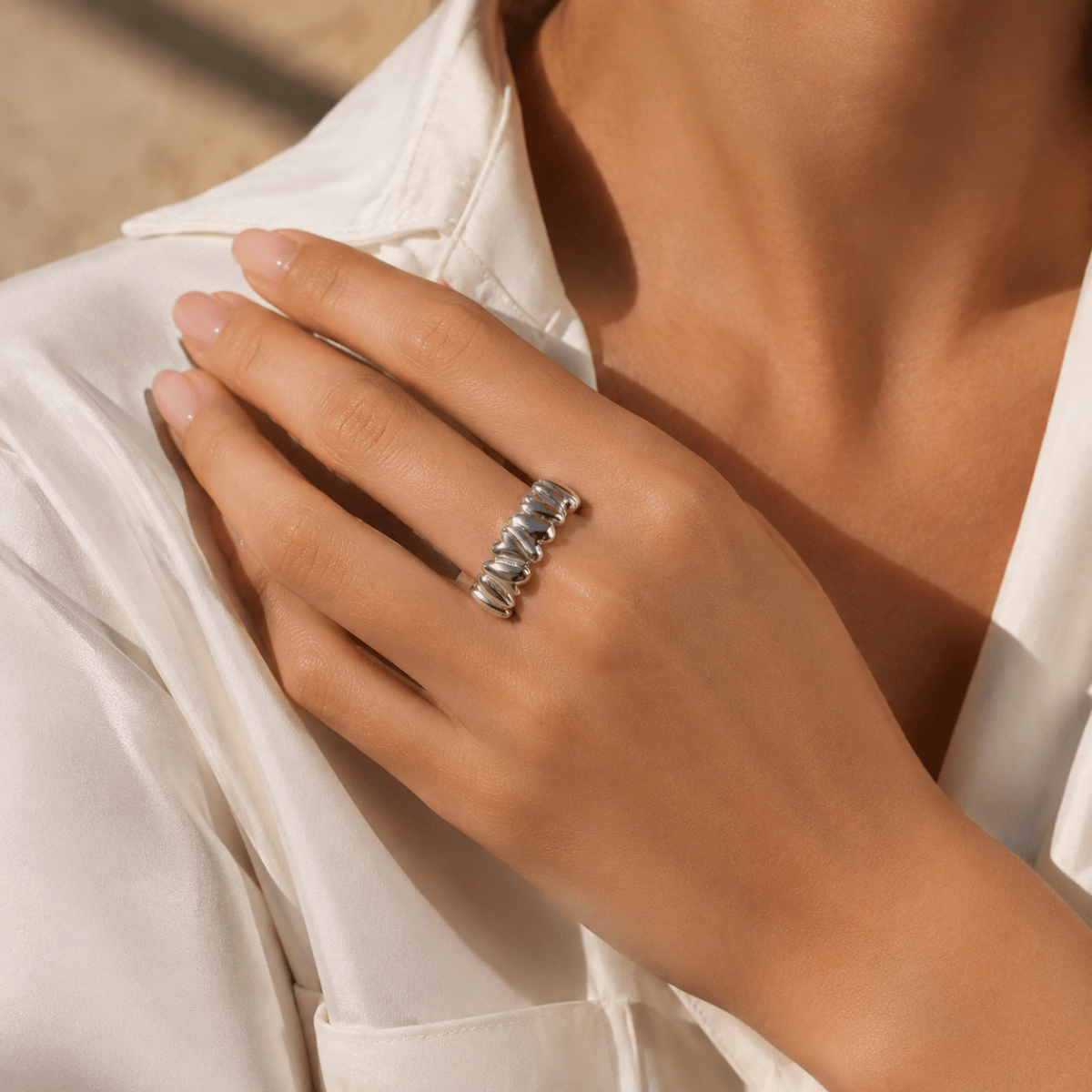 Lucia Sculpted Link Band Ring