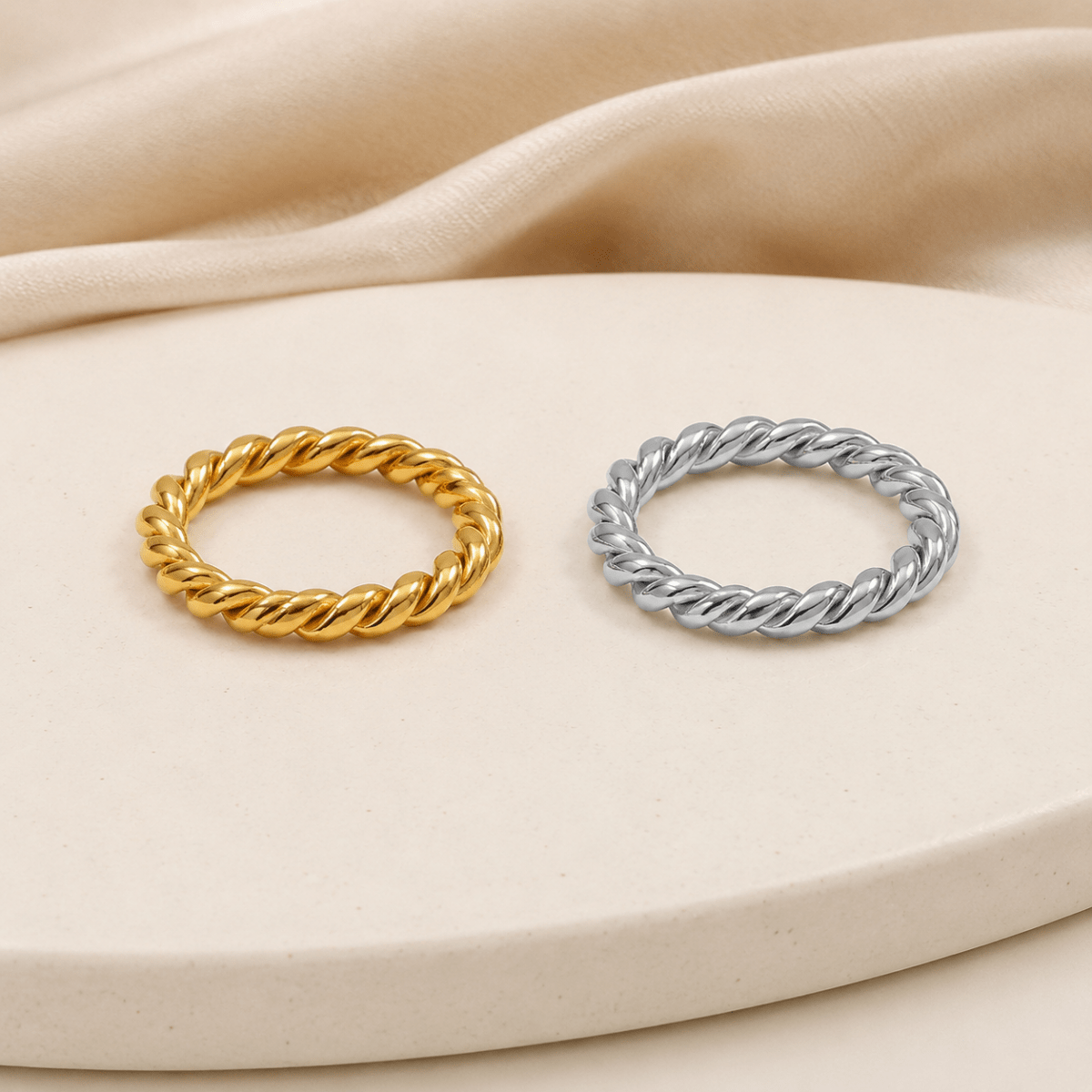 Naxos Rope-Twist Band Ring