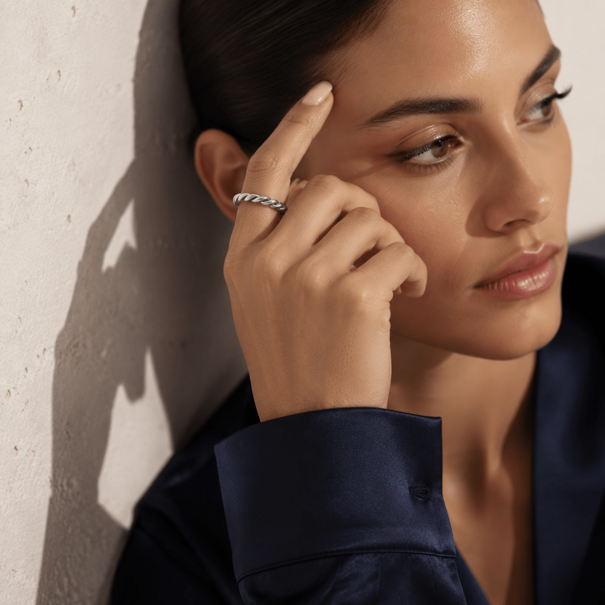 Naxos Rope-Twist Band Ring