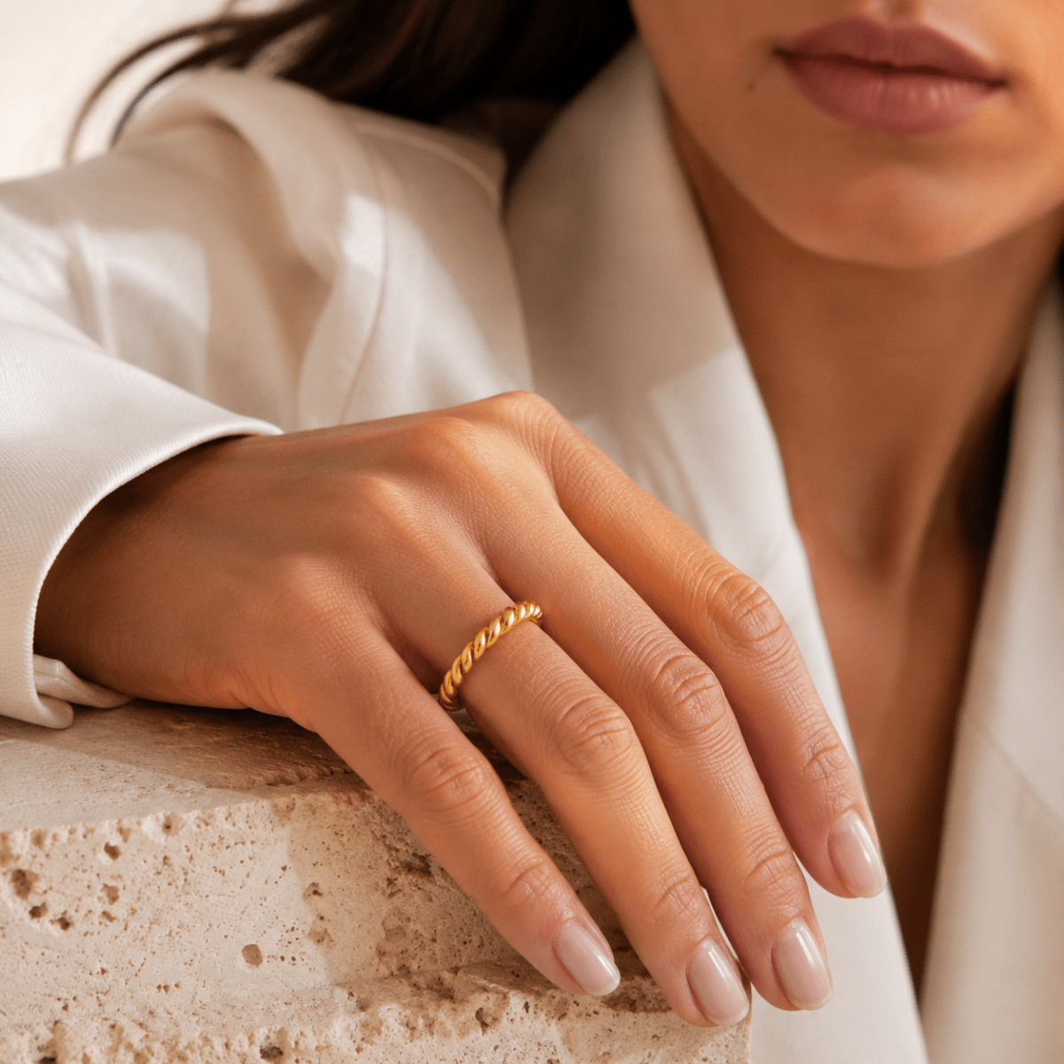 Naxos Rope-Twist Band Ring