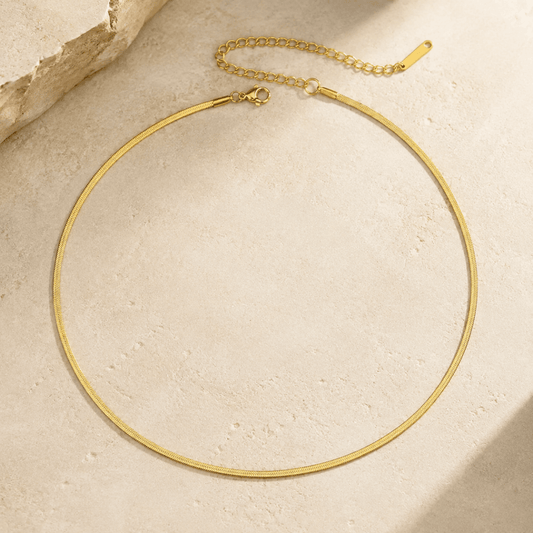 Nerina Herringbone Necklace