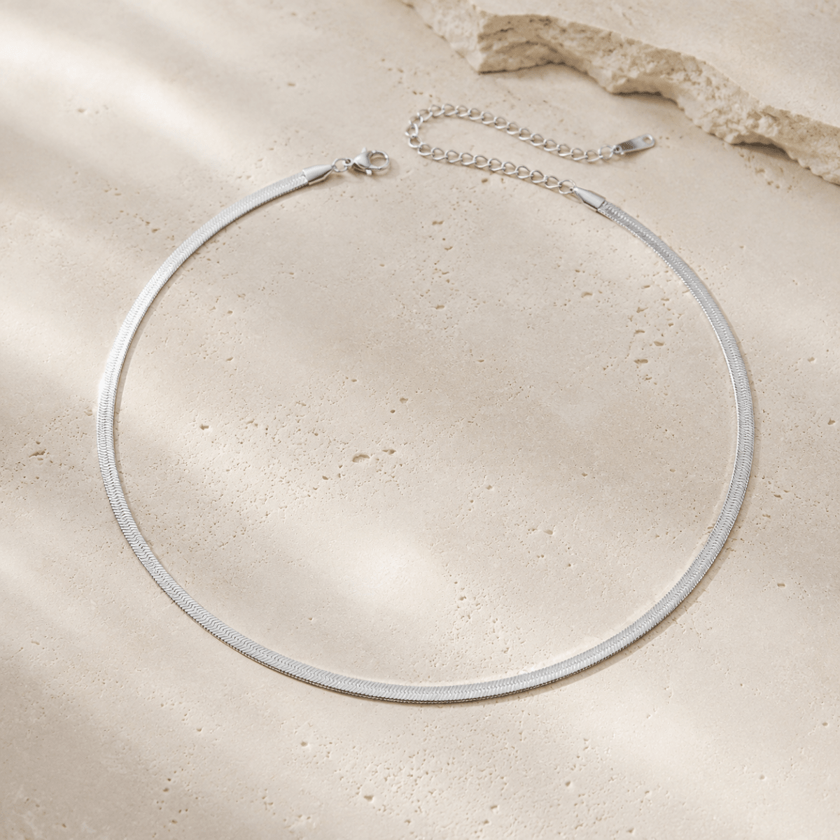 Nerina Herringbone Necklace
