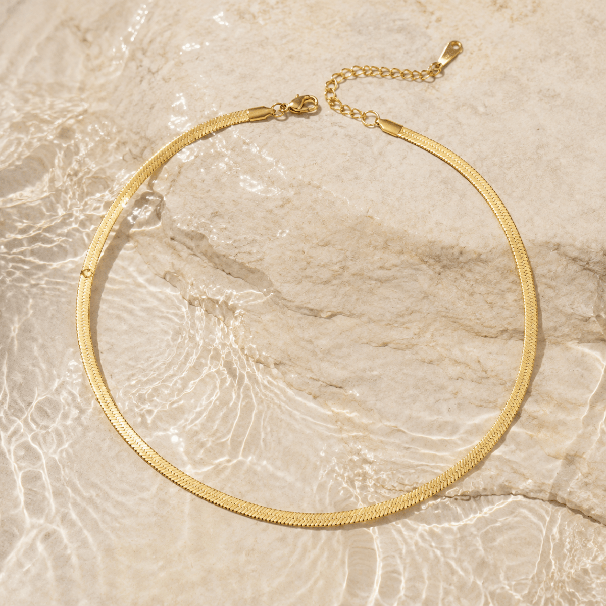 Nerina Herringbone Necklace