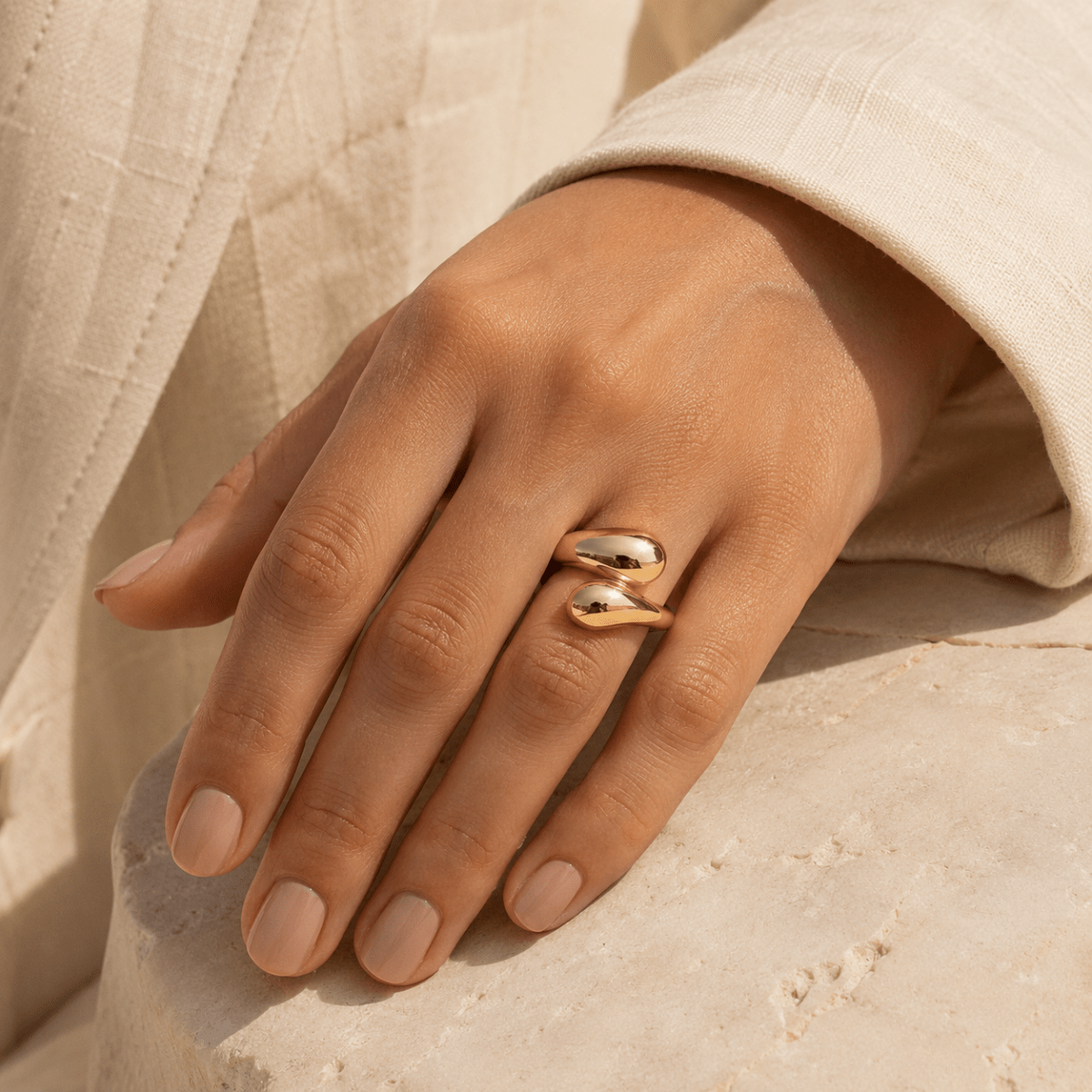 Ondina Sculptural Bypass Ring