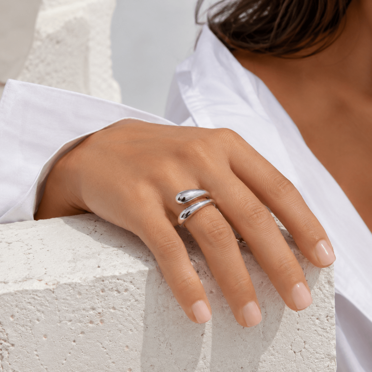 Ondina Sculptural Bypass Ring