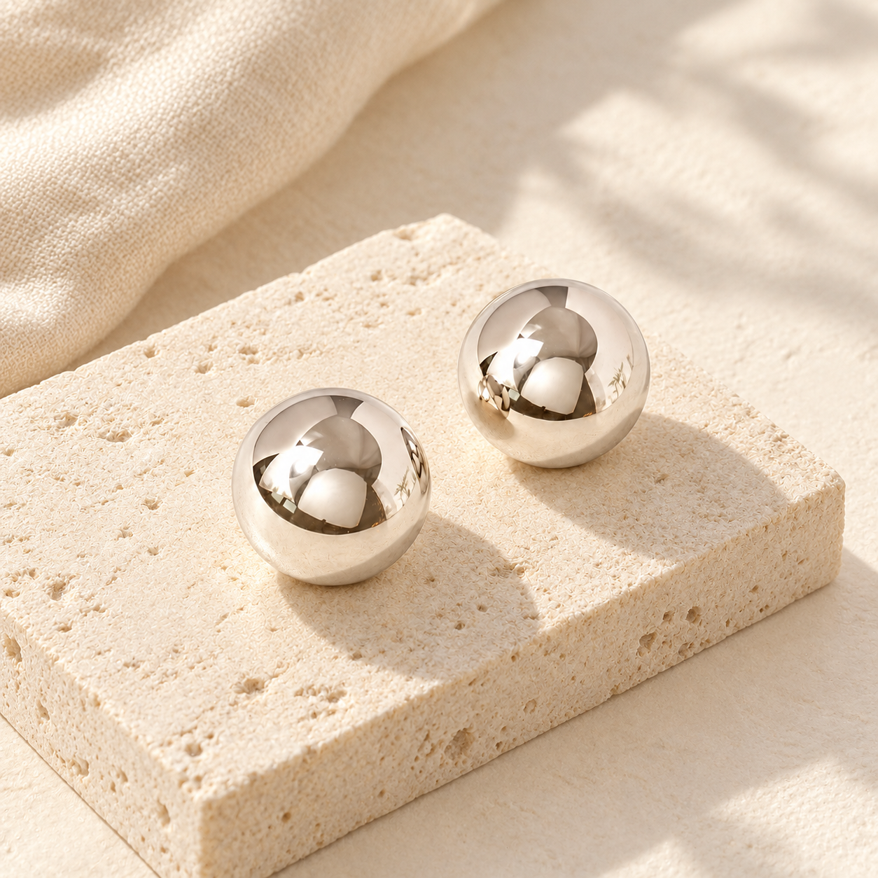 Orelisse Polished Dome Stud Earrings