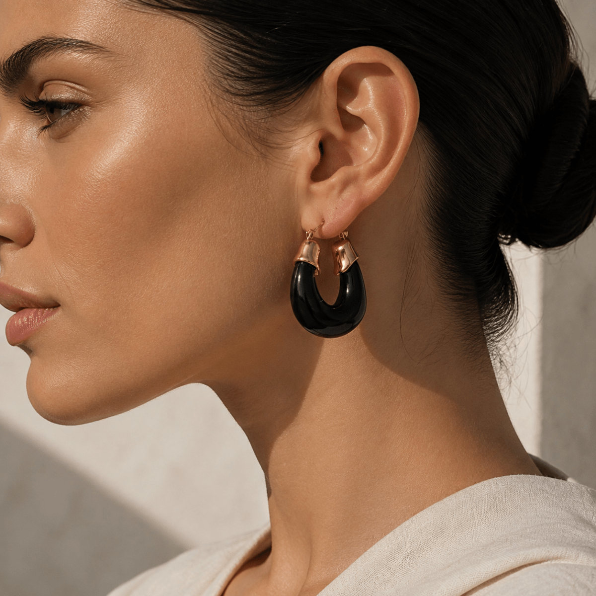 Thalia Sculpted Enamel Hoop Earrings