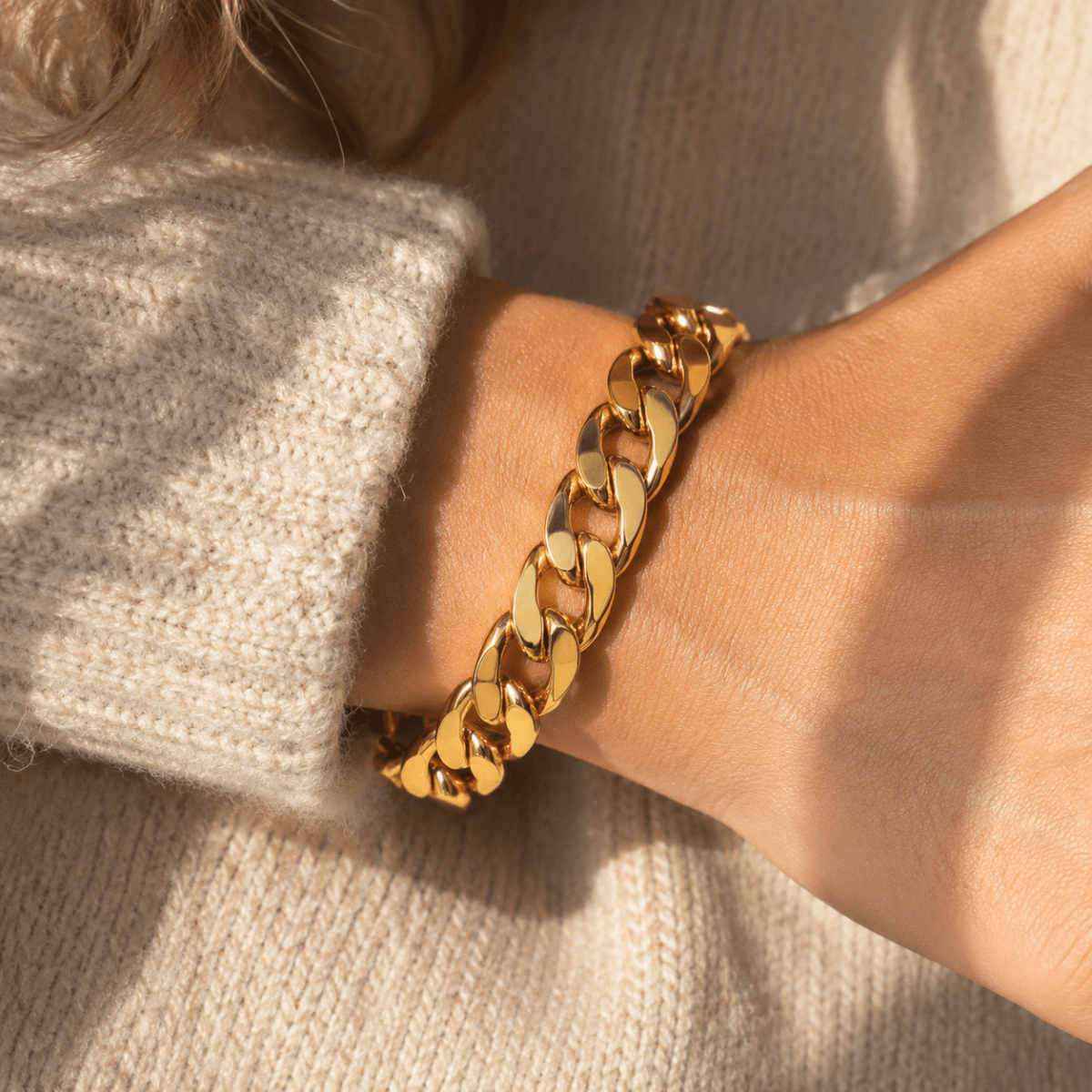Valenza Bold Curb Chain Bracelet