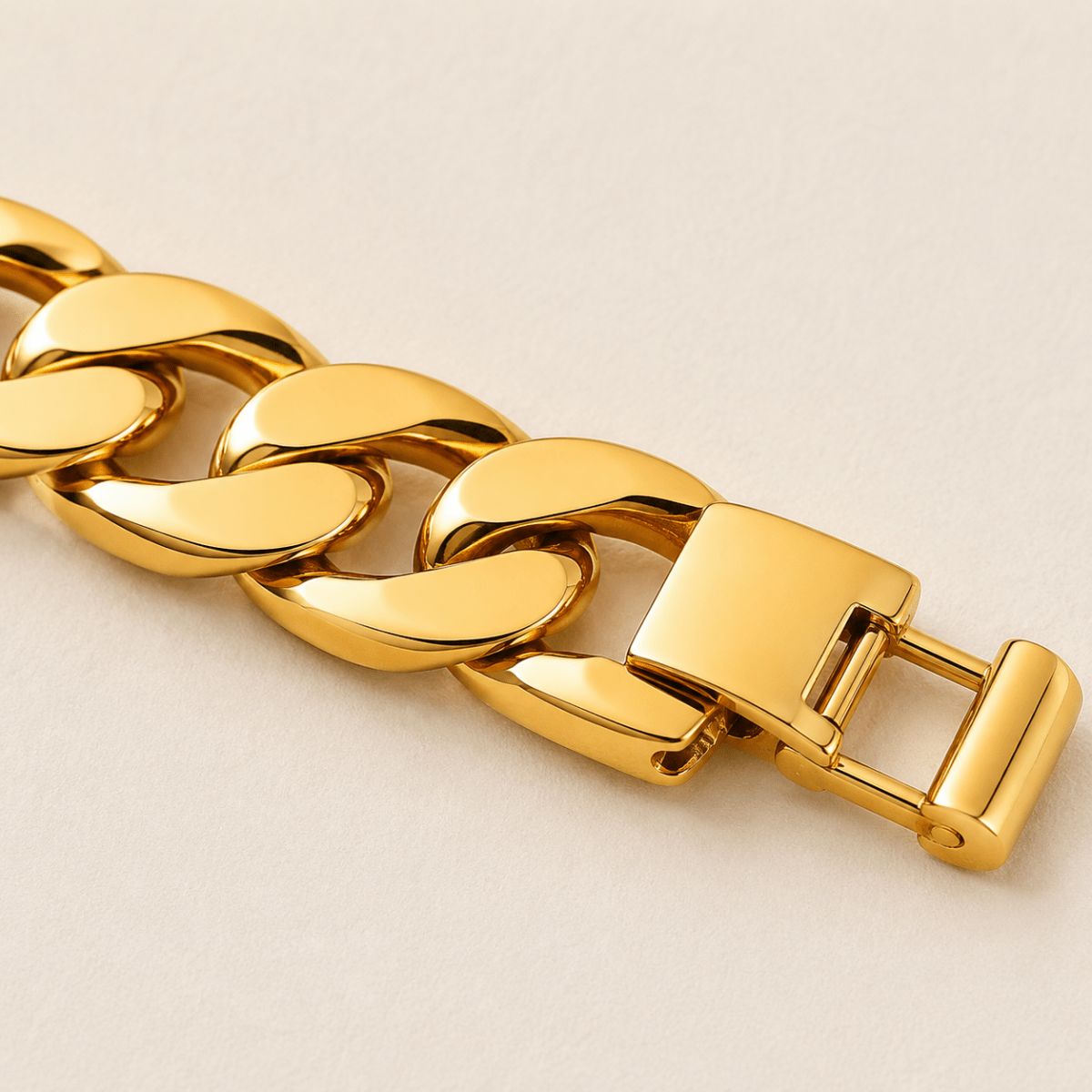 Valenza Bold Curb Chain Bracelet