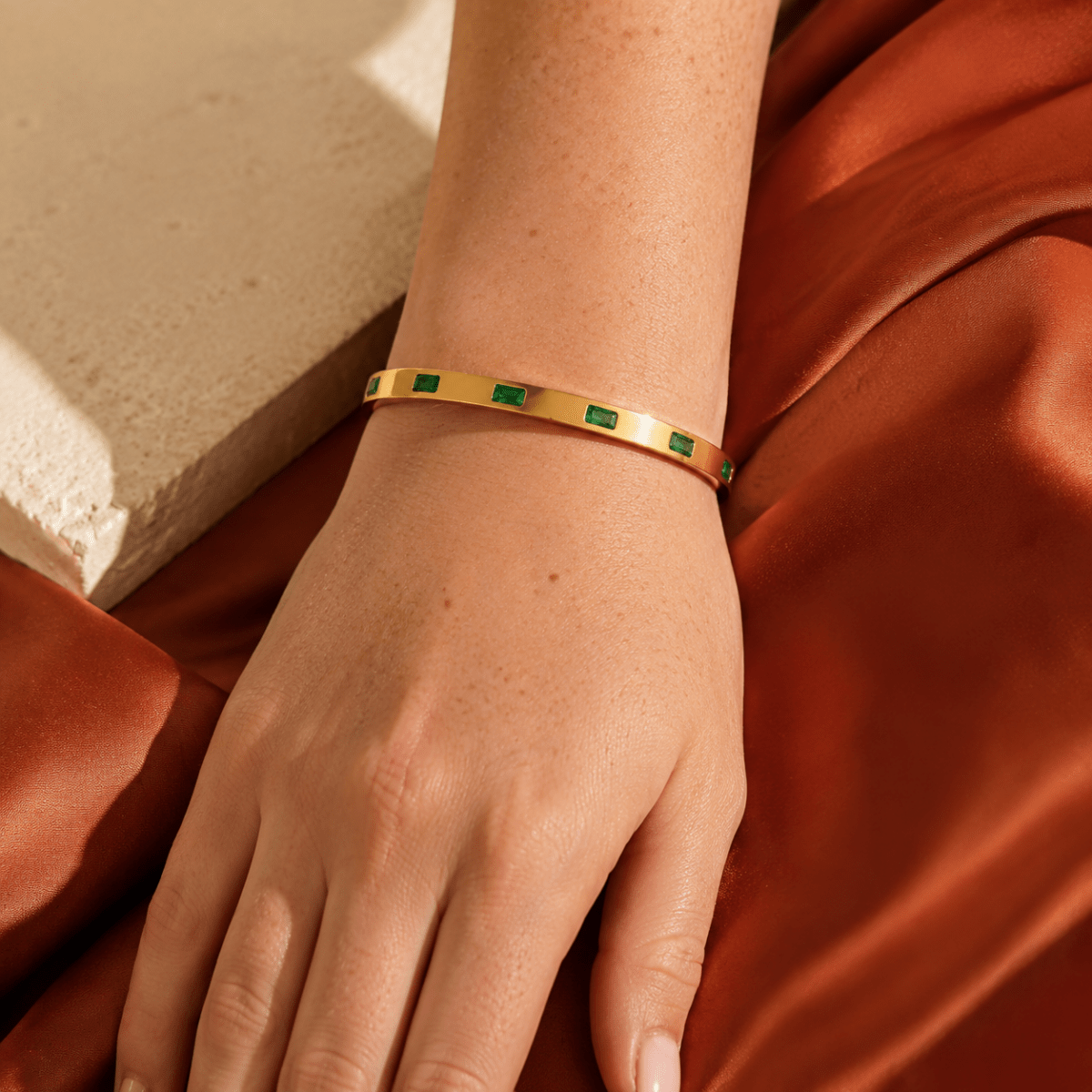 Vireya Green Baguette Hinged Bangle